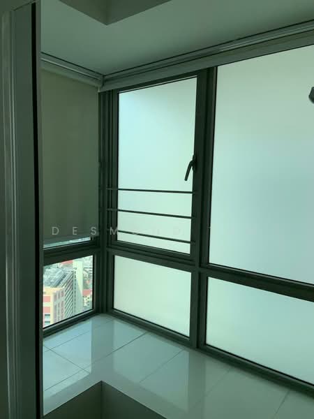 Trevista, 25 Lorong 3 Toa Payoh, 2 Bedrooms, 915 sqft, Condominium For Sale, by Desmond Tan, 500218572 - Balcony - PropertyGuru.com.sg