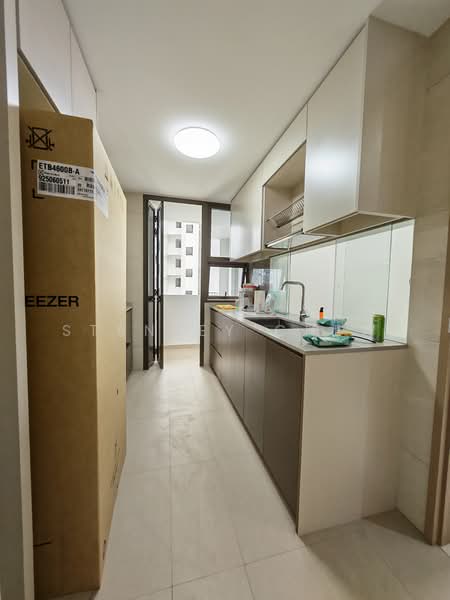 The Botany at Dairy Farm, 3 Dairy Farm Walk, 3 Bedrooms, 1,076 sqft, Condominium For Rent, by Stanley Chew, 500218576 - Kitchen - PropertyGuru.com.sg
