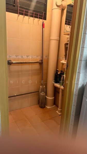 2 Holland Avenue, 2 Holland Avenue, Room Rental, 100 sqft, HDB Flat For Rent, by Nicole Chai, 500218578 - Bathroom - PropertyGuru.com.sg