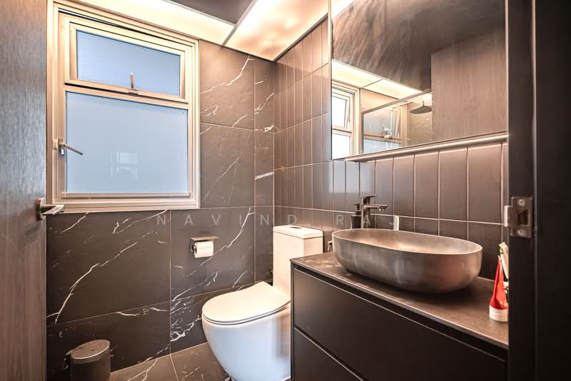 229A Sumang Lane, 229A Sumang Lane, 4 Bedrooms, 1,216 sqft, HDB Flat For Sale, by Navind Raj, 500218582 - Bathroom - PropertyGuru.com.sg