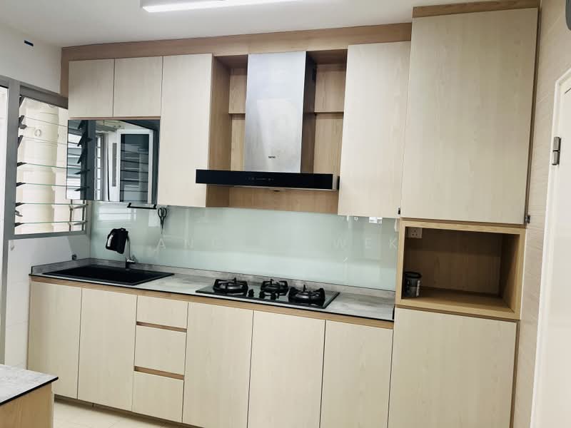 445A Bukit Batok West Avenue 8, 445A Bukit Batok West Avenue 8, 3 Bedrooms, 990 sqft, HDB Flat For Rent, by Angie Kwek, 500218584 - Kitchen - PropertyGuru.com.sg