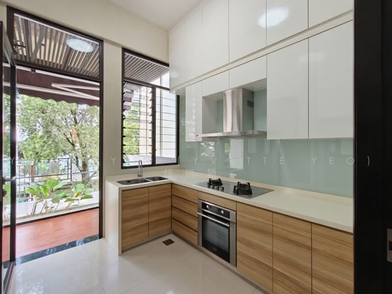 Seletar View, 26 Seletar Hills Drive, 4 Bedrooms, 3,294 sqft, Cluster House For Sale, by Yeo LiYin (Yvette Yeo) 杨丽颖, 500218607 - Kitchen - PropertyGuru.com.sg