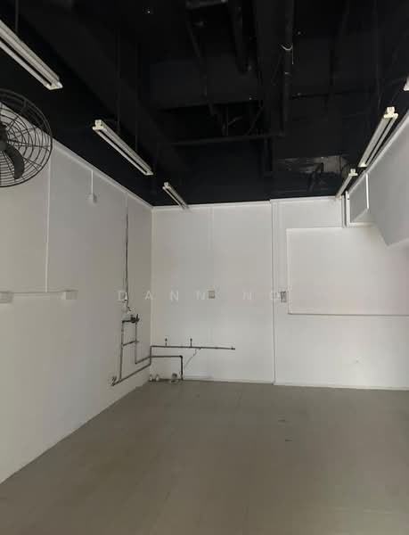 The Bencoolen, 180A Bencoolen Street, 420 sqft, Food & Beverage For Rent, by Dann Ng, 500218608 - Interior - CommercialGuru.com.sg