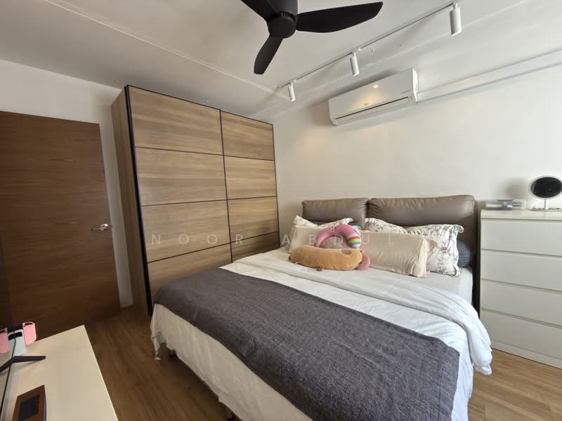 879 Tampines Avenue 8, 879 Tampines Avenue 8, 2 Bedrooms, 796 sqft, HDB Flat For Sale, by Noor Abdul, 500218609 - Bedroom - PropertyGuru.com.sg