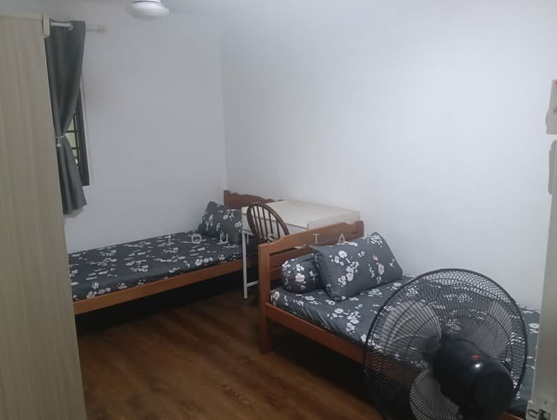 419 Woodlands Street 41, 419 Woodlands Street 41, Room Rental, 90 sqft, HDB Flat For Rent, by Louis Tay, 500218615 - Bedroom - PropertyGuru.com.sg