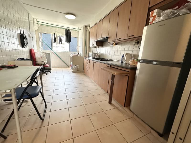 430 Clementi Avenue 3, 430 Clementi Avenue 3, 2 Bedrooms, 721 sqft, HDB Flat For Rent, by Er Lin, 500218617 - Kitchen - PropertyGuru.com.sg
