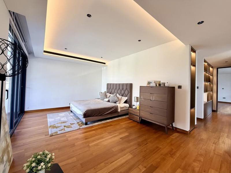 Detached Bungalow @ Braddell Heights Estate | Pool & Lift ★Eminence Landed★, Matlock Rise, Chiltern Drive, Clifton Vale, Macpherson / Potong Pasir, 6 Bedrooms, 8,969 sqft, Detached House For Sale, by Clarry Au, 500218618 - Bedroom - PropertyGuru.com.sg