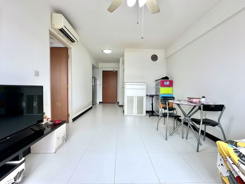 166A Teck Whye Crescent, 166A Teck Whye Crescent, 1 Bedroom, 506 sqft, HDB Flat For Sale, by Brandon Zheng 郑祺宝, 500218619 - Living Room - PropertyGuru.com.sg