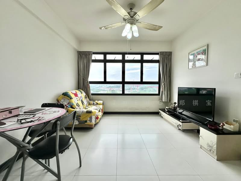166A Teck Whye Crescent, 166A Teck Whye Crescent, 1 Bedroom, 506 sqft, HDB Flat For Sale, by Brandon Zheng 郑祺宝, 500218619 - Living Room - PropertyGuru.com.sg