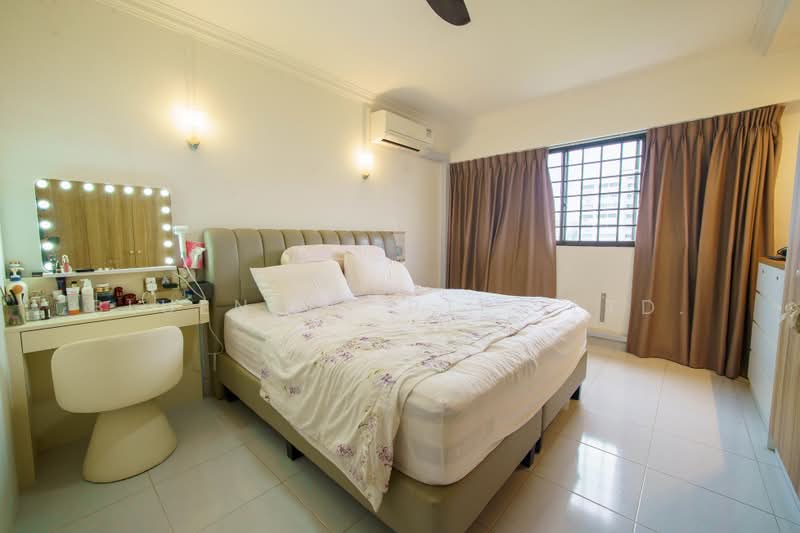 228 Pending Road, 228 Pending Road, 4 Bedrooms, 1,550 sqft, HDB Flat For Sale, by CLARENCE LIANG, 500218635 - Bedroom - PropertyGuru.com.sg