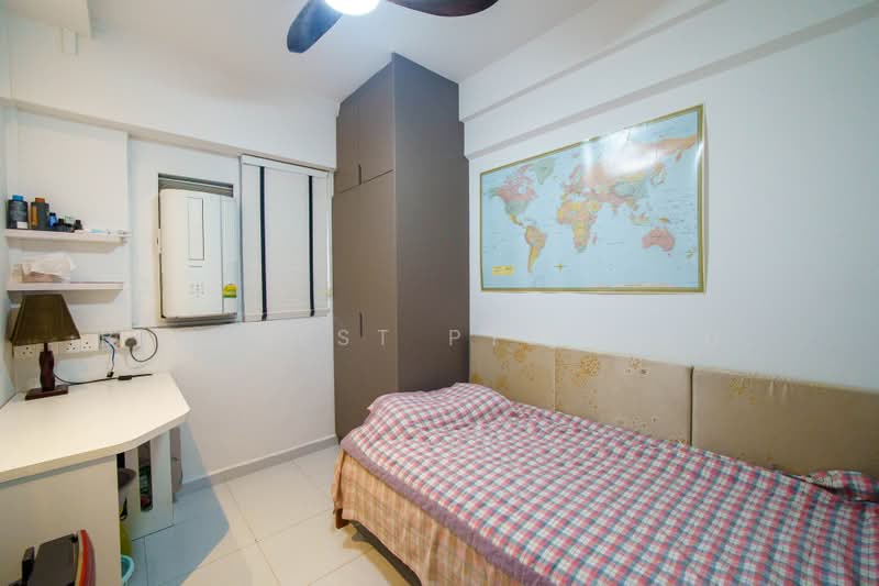 228 Pending Road, 228 Pending Road, 4 Bedrooms, 1,550 sqft, HDB Flat For Sale, by CLARENCE LIANG, 500218635 - Bedroom - PropertyGuru.com.sg