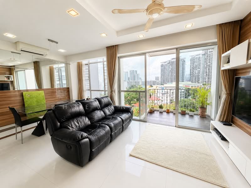One St Michael's, 1 Saint Michael's Road, 3 Bedrooms, 1,249 sqft, Condominium For Sale, by Sheevonne Lau, 500218639 - Living Room - PropertyGuru.com.sg