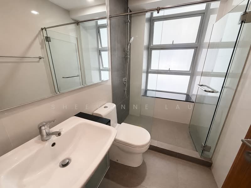 One St Michael's, 1 Saint Michael's Road, 3 Bedrooms, 1,249 sqft, Condominium For Sale, by Sheevonne Lau, 500218639 - Common Bathroom - PropertyGuru.com.sg