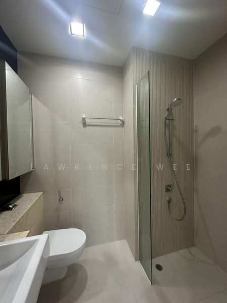 The Centrio, 53 Irrawaddy Road, 3 Bedrooms, 1,216 sqft, Apartment For Sale, by Lawrence Wee, 500218641 - Bathroom - PropertyGuru.com.sg