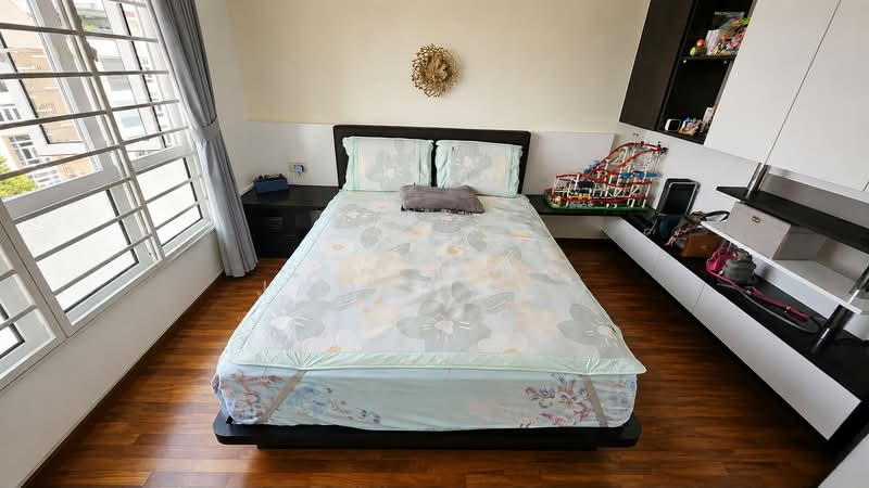 Eton Court, 47 Lorong N Telok Kurau, 3 Bedrooms, 1,592 sqft, Condominium For Sale, by James Yeo, 500218642 - Bedroom - PropertyGuru.com.sg