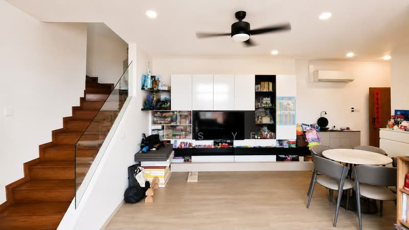 Eton Court, 47 Lorong N Telok Kurau, 3 Bedrooms, 1,592 sqft, Condominium For Sale, by James Yeo, 500218642 - Living Room - PropertyGuru.com.sg