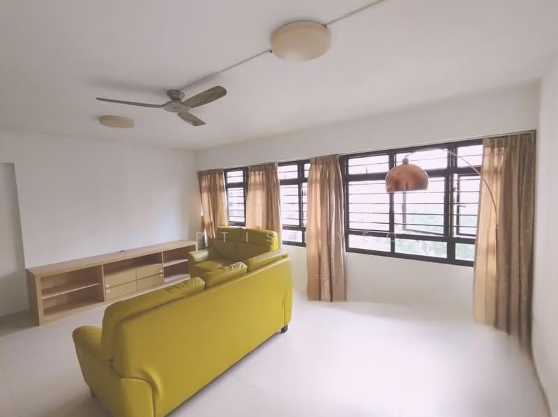 28A Dover Crescent, 28A Dover Crescent, 3 Bedrooms, 1,334 sqft, HDB Flat For Sale, by Baptist Yeo, 500218650 - Airy Living Room - PropertyGuru.com.sg