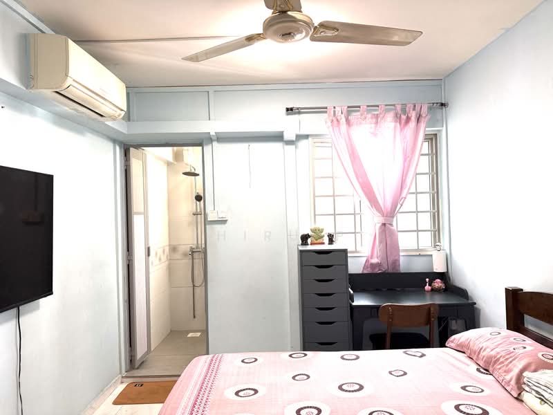 249 Jurong East Street 24, 249 Jurong East Street 24, 2 Bedrooms, 721 sqft, HDB Flat For Sale, by Thiru P, 500218654 - Bedroom - PropertyGuru.com.sg