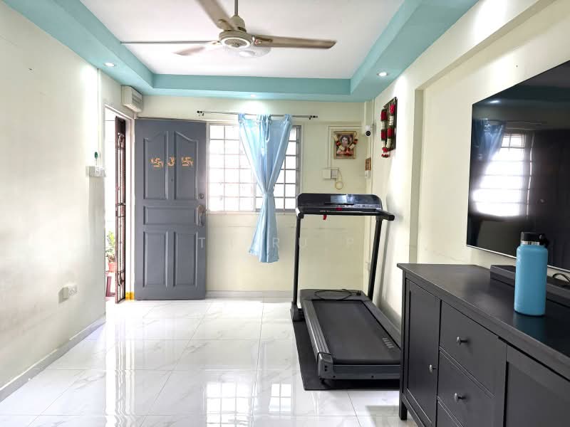 249 Jurong East Street 24, 249 Jurong East Street 24, 2 Bedrooms, 721 sqft, HDB Flat For Sale, by Thiru P, 500218654 - Living Room - PropertyGuru.com.sg