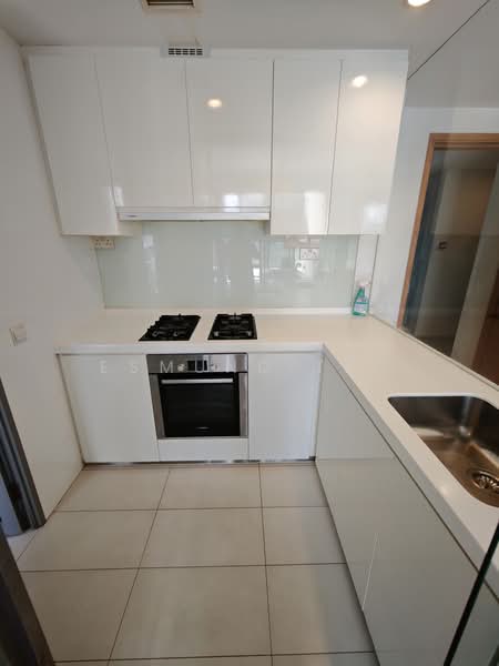 Centro Residences, 59 Ang Mo Kio Avenue 8, 2 Bedrooms, 1,453 sqft, Condominium For Rent, by Esmund Teo, 500218657 - Kitchen - PropertyGuru.com.sg