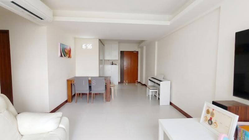 619C Punggol Drive, 619C Punggol Drive, Hougang / Punggol / Sengkang, 3 Bedrooms, 1,001 sqft, HDB Flat For Sale, by Pristine Lim, 500218662 - Living Room - PropertyGuru.com.sg
