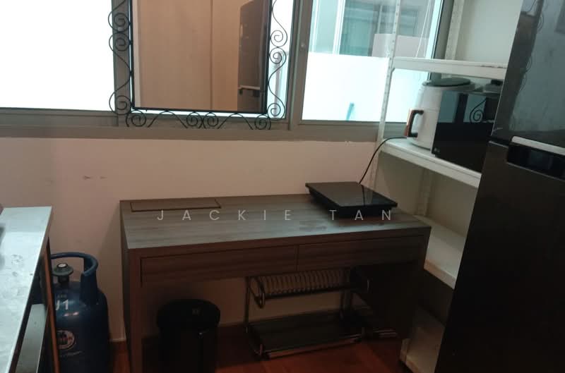 Gambir Ridge (Formerly Bartley Terrace, 16 Gambir Walk, 3 Bedrooms, 1,561 sqft, Condominium For Rent, by JACKIE TAN, 500218665 - Kitchen - PropertyGuru.com.sg