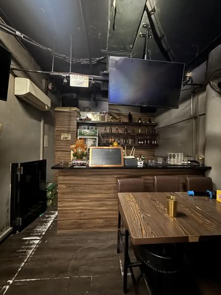 Golden Mile Tower, 6001 Beach Road, 333 sqft, Other Retail For Sale, by Jean Lim, 500218673 - Interior - CommercialGuru.com.sg