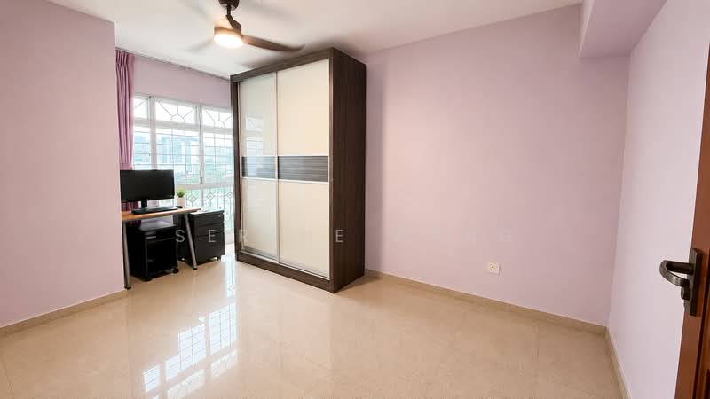 52 Strathmore Avenue, 52 Strathmore Avenue, 3 Bedrooms, 1,184 sqft, HDB Flat For Sale, by Serene Wang, 500218684 - Bedroom - PropertyGuru.com.sg