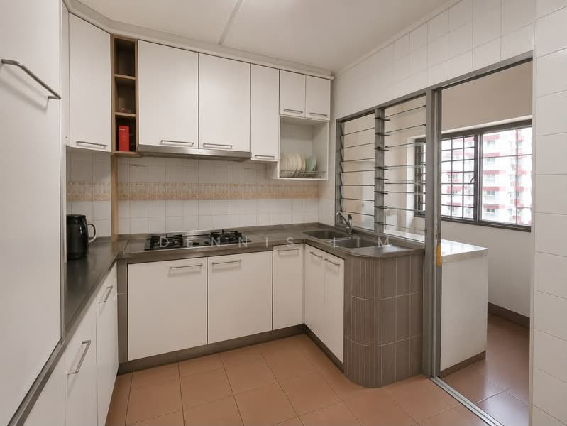 274 Pasir Ris Street 21, 274 Pasir Ris Street 21, 4 Bedrooms, 1,324 sqft, HDB Flat For Sale, by Dennis Lim, 500218691 - Kitchen - PropertyGuru.com.sg