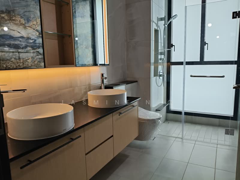 Belgravia Ace, 100 Belgravia Drive, Seletar / Yio Chu Kang, 5 Bedrooms, 3,929 sqft, Semi-Detached House For Sale, by Jasmine Neo, 500218709 - Bathroom - PropertyGuru.com.sg