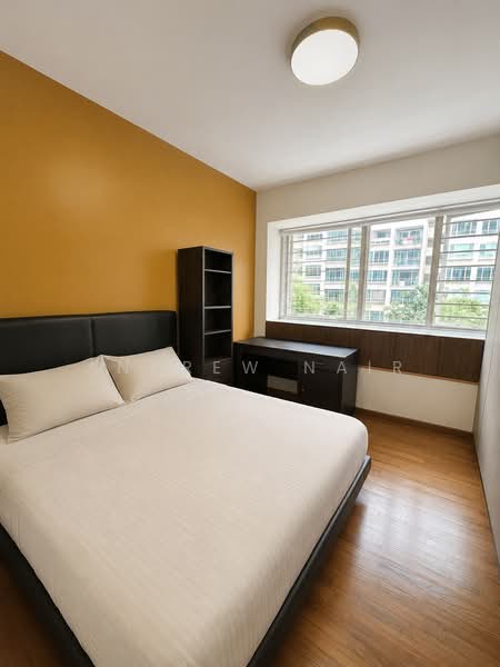 The Raintree, 87 Bukit Drive, 4 Bedrooms, 1,335 sqft, Condominium For Sale, by Andrew Nair, 500218711 - Bedroom - PropertyGuru.com.sg