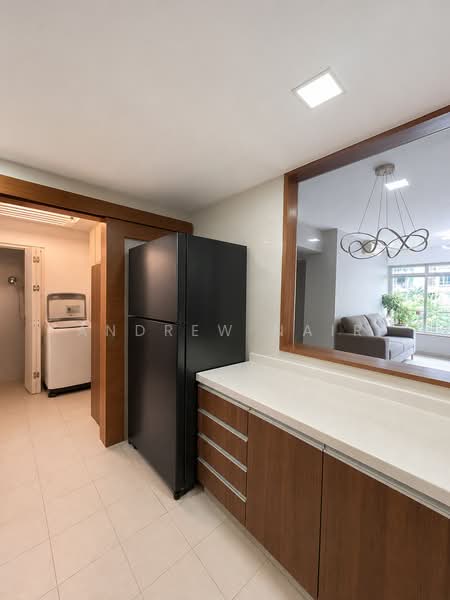 The Raintree, 87 Bukit Drive, 4 Bedrooms, 1,335 sqft, Condominium For Sale, by Andrew Nair, 500218711 - Interior - PropertyGuru.com.sg
