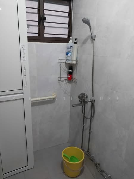 232 Bishan Street 22, 232 Bishan Street 22, Room Rental, 100 sqft, HDB Flat For Rent, by Sueganti (Sue), 500218717 - Bathroom - PropertyGuru.com.sg