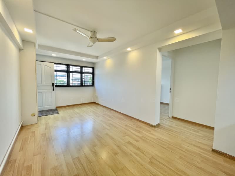 57 Marine Terrace, 57 Marine Terrace, 3 Bedrooms, 700 sqft, HDB Flat For Rent, by Patricia Kong, 500218727 - Living Room - PropertyGuru.com.sg