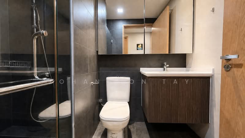 Parc Olympia, 56 Flora Drive, Changi Airport / Changi Village, 2 Bedrooms, 861 sqft, Condominium For Sale, by Johansson Tay, 500218728 - Bathroom - PropertyGuru.com.sg