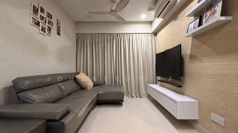 Parc Olympia, 56 Flora Drive, Changi Airport / Changi Village, 2 Bedrooms, 861 sqft, Condominium For Sale, by Johansson Tay, 500218728 - Living Room - PropertyGuru.com.sg