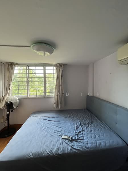 154 Ang Mo Kio Avenue 5, 154 Ang Mo Kio Avenue 5, 2 Bedrooms, 731 sqft, HDB Flat For Rent, by Edmund Toh, 500218737 - Bedroom - PropertyGuru.com.sg