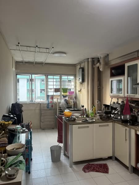 154 Ang Mo Kio Avenue 5, 154 Ang Mo Kio Avenue 5, 2 Bedrooms, 731 sqft, HDB Flat For Rent, by Edmund Toh, 500218737 - Kitchen - PropertyGuru.com.sg