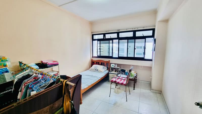 641 Jurong West Street 61, 641 Jurong West Street 61, 3 Bedrooms, 1,302 sqft, HDB Flat For Sale, by Lacilia Lau, 500218738 - Bedroom - PropertyGuru.com.sg