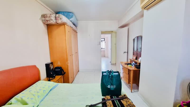 641 Jurong West Street 61, 641 Jurong West Street 61, 3 Bedrooms, 1,302 sqft, HDB Flat For Sale, by Lacilia Lau, 500218738 - Bedroom - PropertyGuru.com.sg