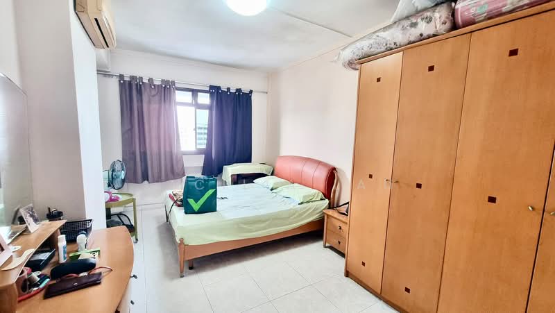 641 Jurong West Street 61, 641 Jurong West Street 61, 3 Bedrooms, 1,302 sqft, HDB Flat For Sale, by Lacilia Lau, 500218738 - Bedroom - PropertyGuru.com.sg