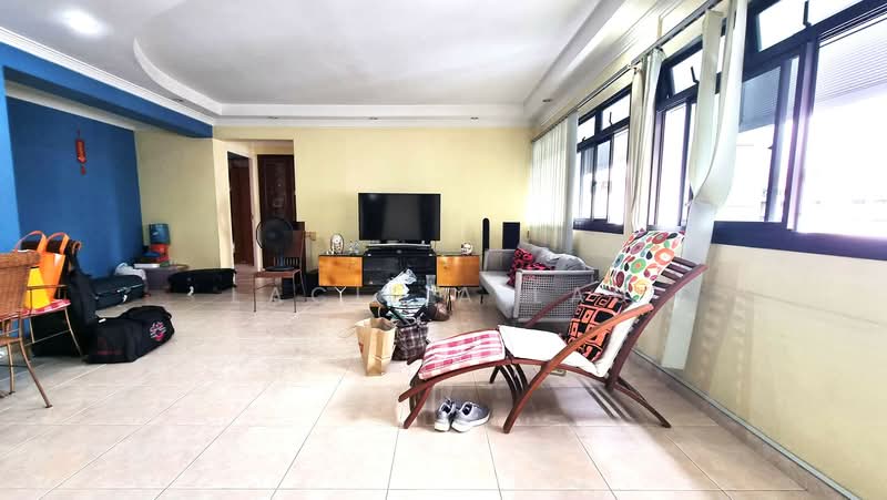 641 Jurong West Street 61, 641 Jurong West Street 61, 3 Bedrooms, 1,302 sqft, HDB Flat For Sale, by Lacilia Lau, 500218738 - Living Room - PropertyGuru.com.sg
