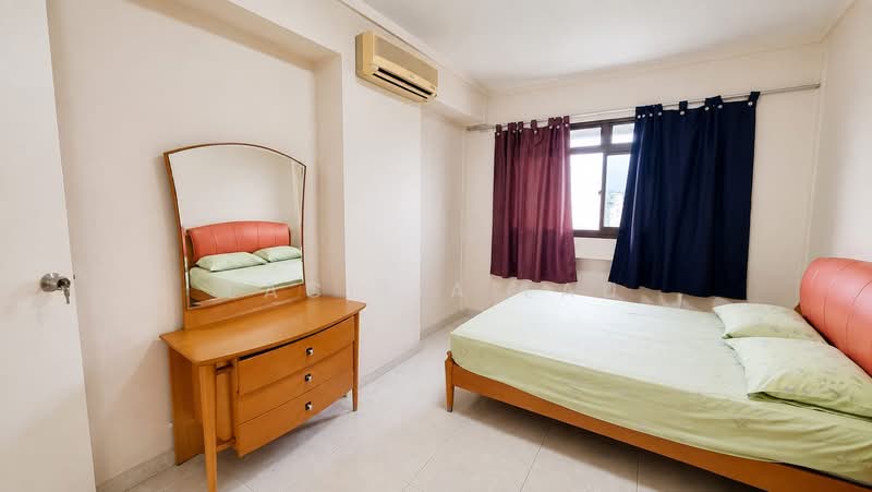 641 Jurong West Street 61, 641 Jurong West Street 61, 3 Bedrooms, 1,302 sqft, HDB Flat For Sale, by Lacilia Lau, 500218738 - Bedroom - PropertyGuru.com.sg