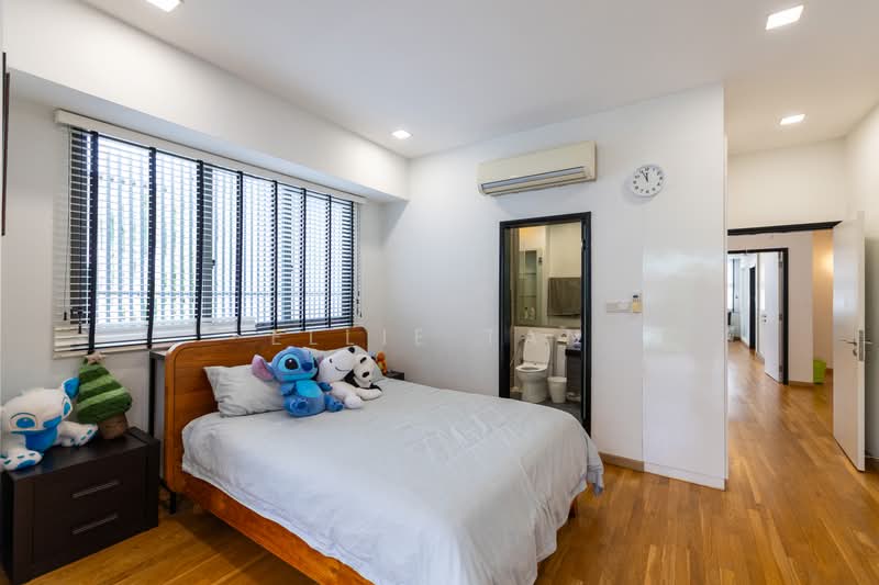 CHEAP Corner Semi-Detached near Lentor MRT, , 5 Bedrooms, 4,000 sqft, Semi-Detached House For Sale, by Ellie Tan, 500218740 - Bedroom - PropertyGuru.com.sg