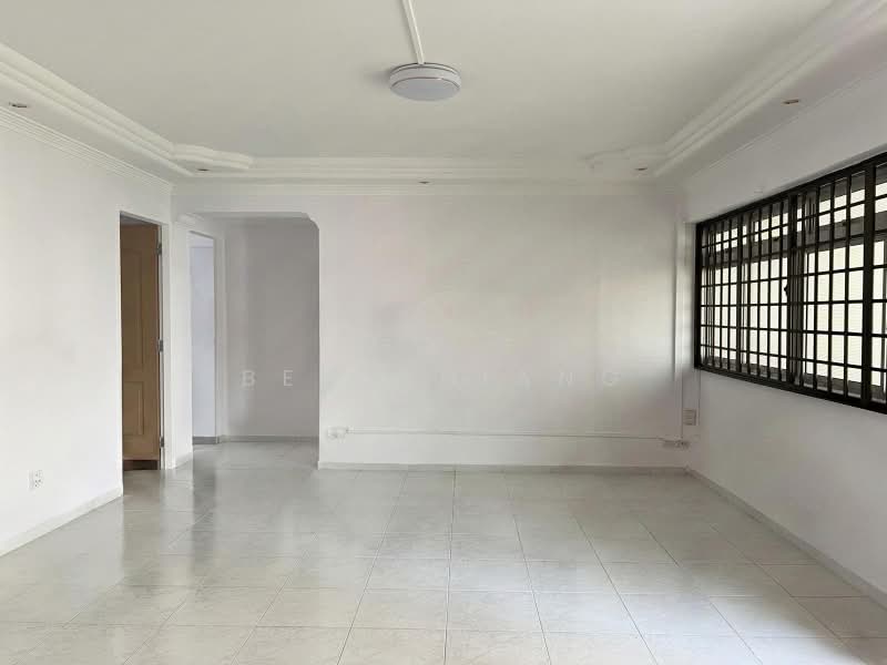 316 Tampines Street 33, 316 Tampines Street 33, 3 Bedrooms, 1,161 sqft, HDB Flat For Rent, by Ben Chiang, 500218746 - Living Room - PropertyGuru.com.sg