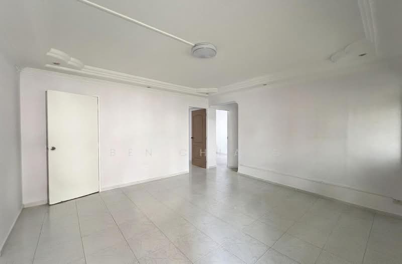 316 Tampines Street 33, 316 Tampines Street 33, 3 Bedrooms, 1,161 sqft, HDB Flat For Rent, by Ben Chiang, 500218746 - Living room - PropertyGuru.com.sg