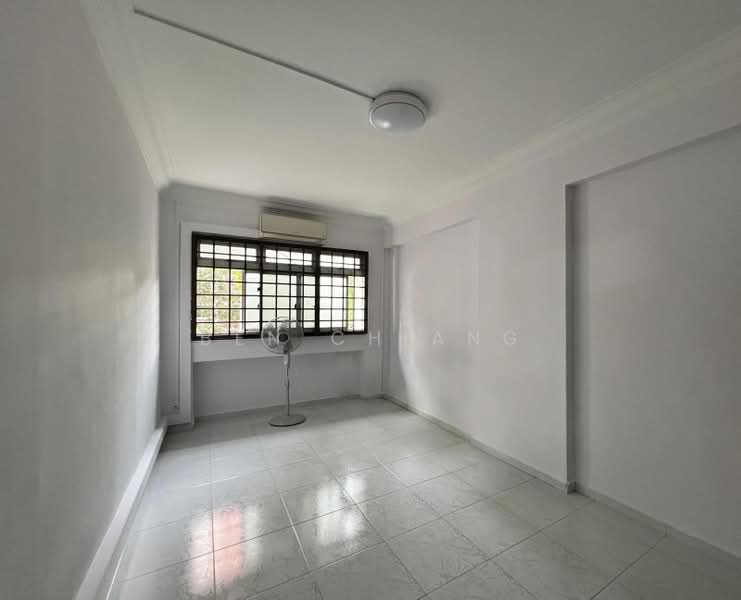 316 Tampines Street 33, 316 Tampines Street 33, 3 Bedrooms, 1,161 sqft, HDB Flat For Rent, by Ben Chiang, 500218746 - Bedroom 2 - PropertyGuru.com.sg