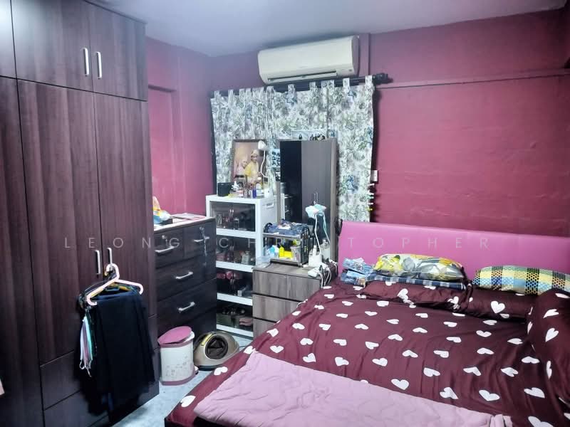 17 Marsiling Lane, 17 Marsiling Lane, 2 Bedrooms, 635 sqft, HDB Flat For Sale, by Leong Christopher, 500218748 - Bedroom - PropertyGuru.com.sg
