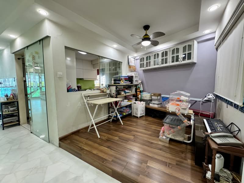 468C Admiralty Drive, 468C Admiralty Drive, 3 Bedrooms, 1,270 sqft, HDB Flat For Sale, by Janet Leow, 500218756 - Living Room - PropertyGuru.com.sg