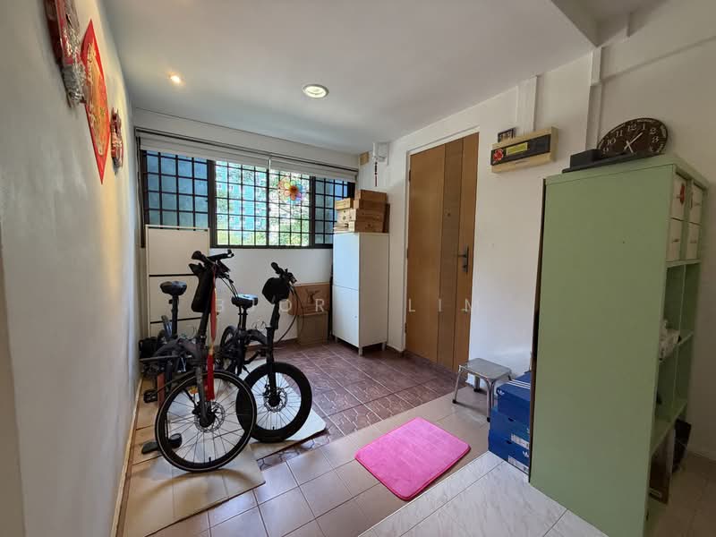 449 Tampines Street 42, 449 Tampines Street 42, 3 Bedrooms, 1,313 sqft, HDB Flat For Sale, by Bjorn Lim, 500218763 - Interior - PropertyGuru.com.sg